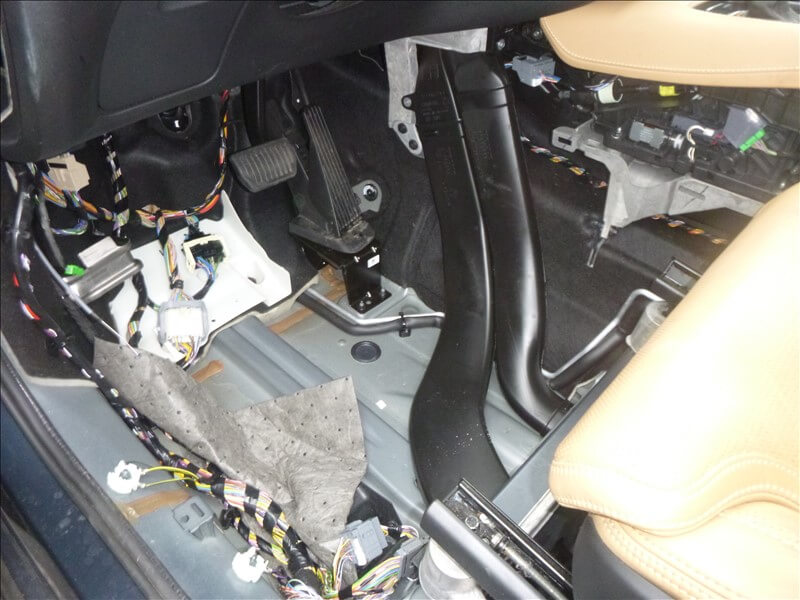 Lack of carpet