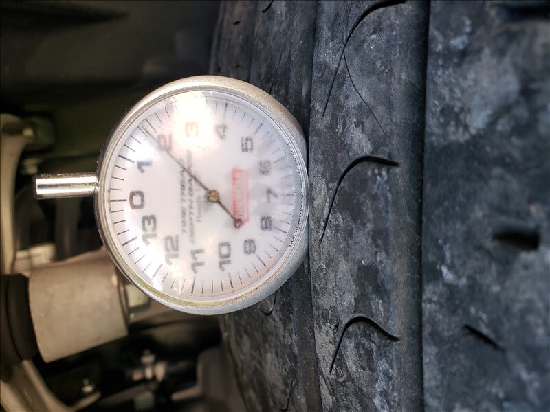 Tread gauge