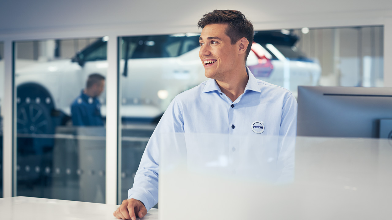 Volvo Customer Service Advisor smiling